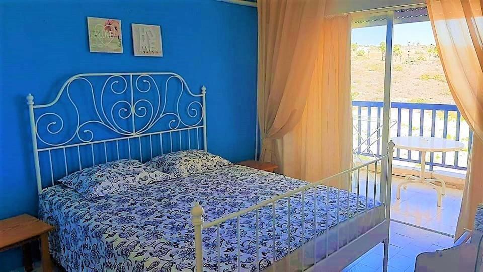 1 Bedroom Apartment With A Magnificent Sea View Limassol Eksteriør billede